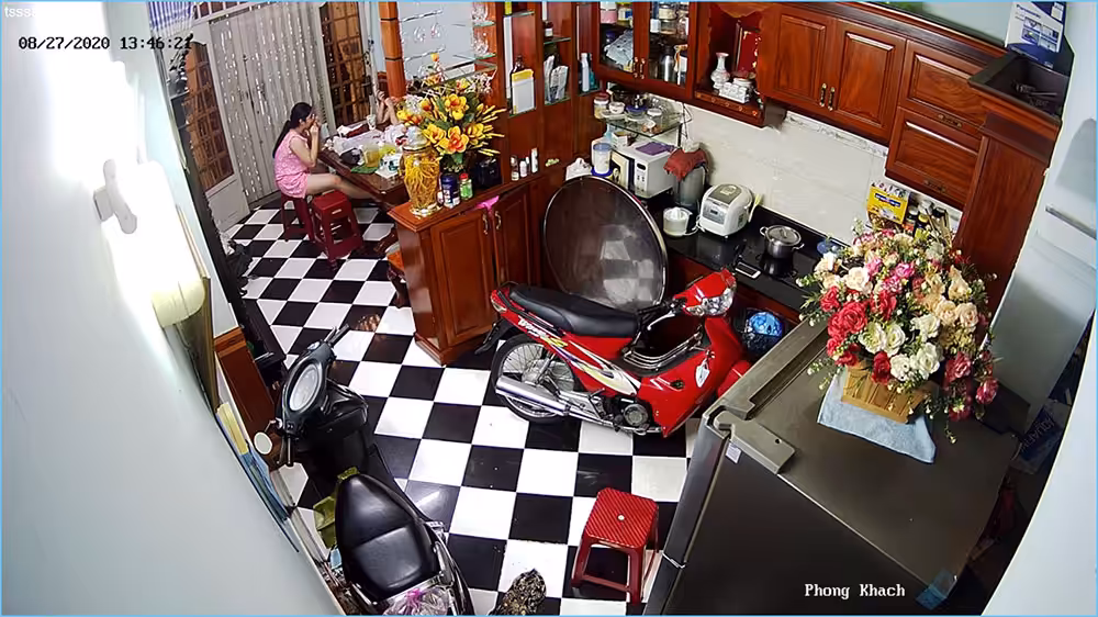 Ảnh thực tế camera Ip Hikvision DS2CD1123-GOE-I