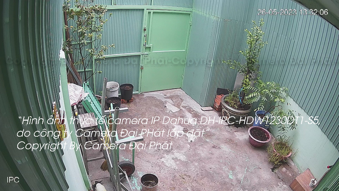 Hình ảnh thực tế camera IP Dahua DH-IPC-HDW1230DT1-S5, vào ban ngày do công ty Camera Đại PHát lắp đặt cho anh Hồng Quận 8