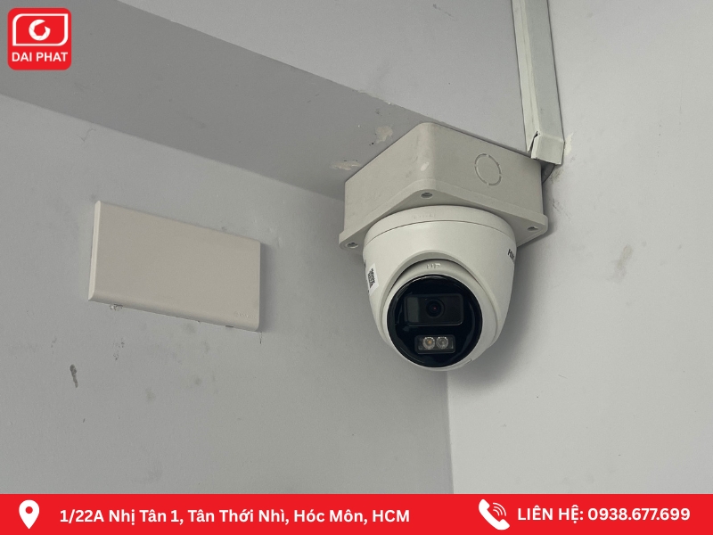 lắp camera ngoài trời chính hãng